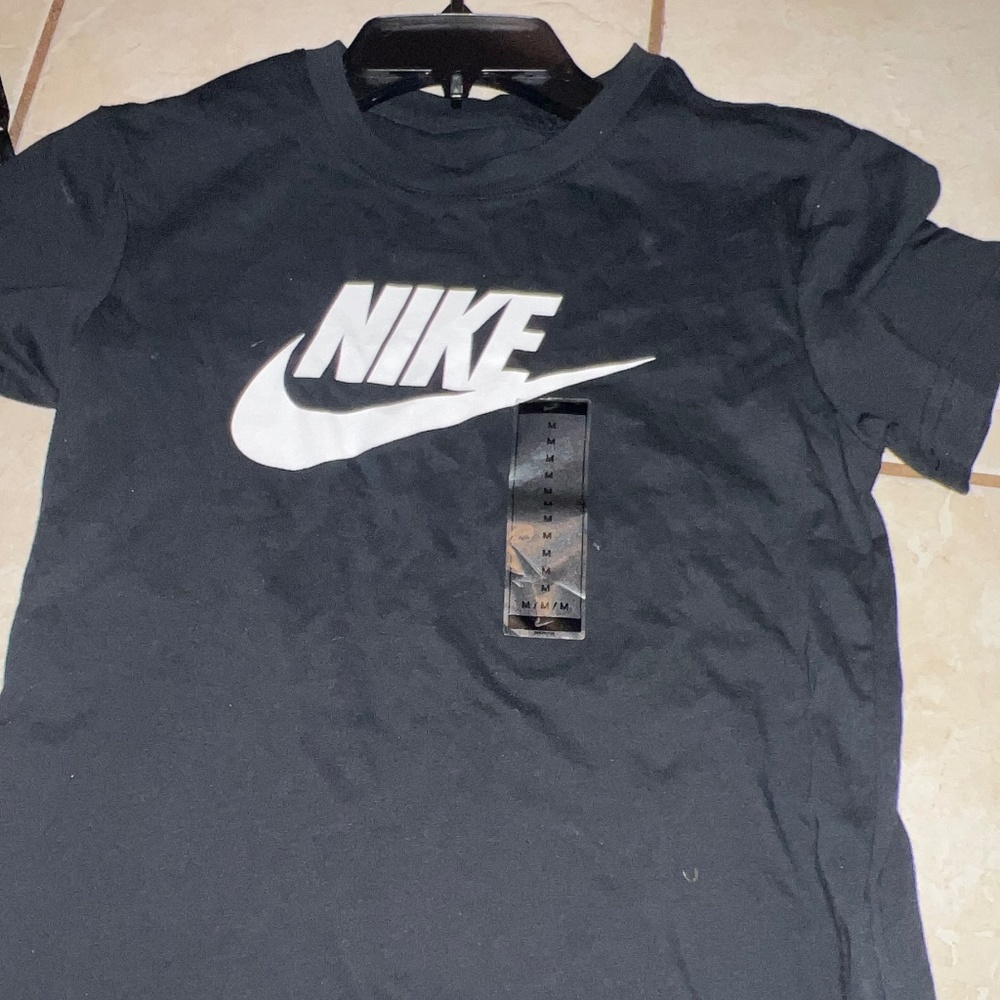 Nike T-shirt